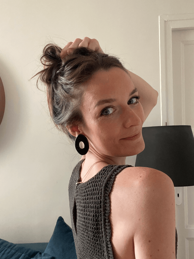 Boucles d'oreilles Hestia coloris noir